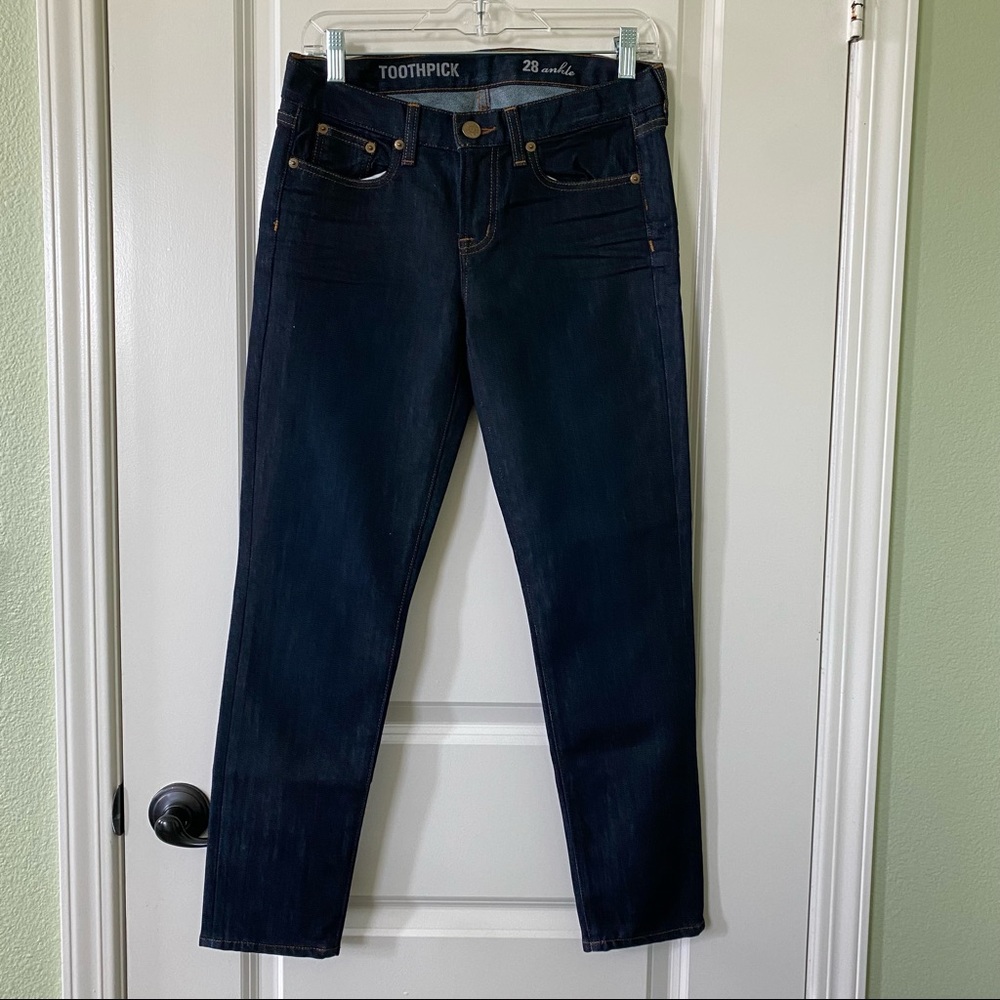 NWT J. Crew Toothpick Ankle Jeans Size 28